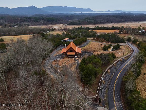 3rd image of 1410 Swannsylvania Rd