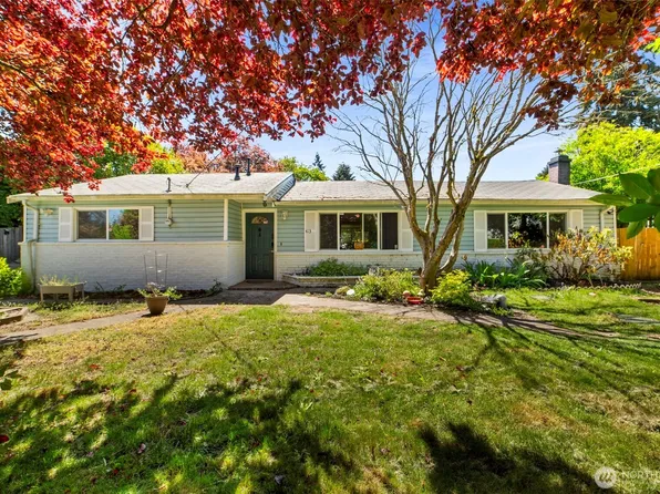 413 SW 305th Street, Federal Way, WA 98023