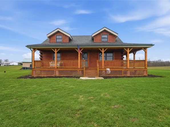 4288 Woods Ln, Hillsboro, OH 45133