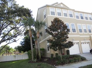 3002 Pointeview Dr, Tampa, FL 33611