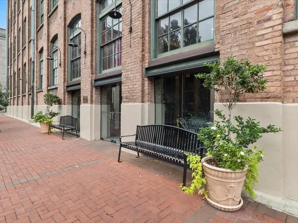 1107 S Peters St APT 205, New Orleans, LA 70130