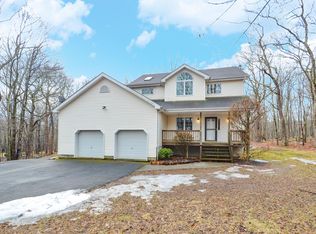410 Reservoir Ridge Rd, East Stroudsburg, PA 18302