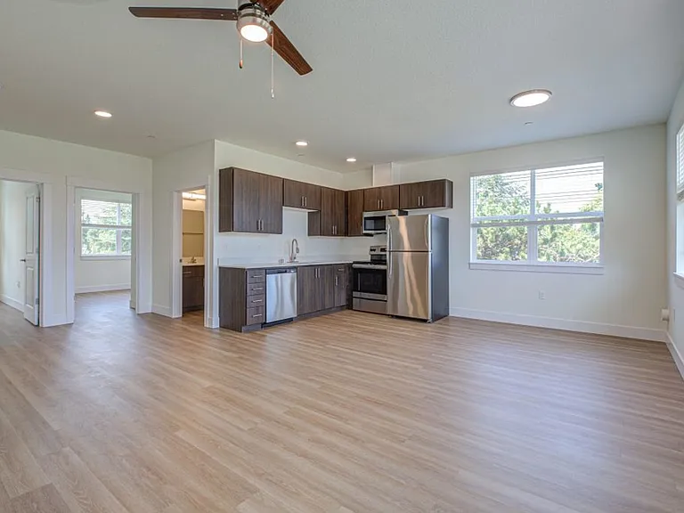 Bridger Court Apartments — Photo 21