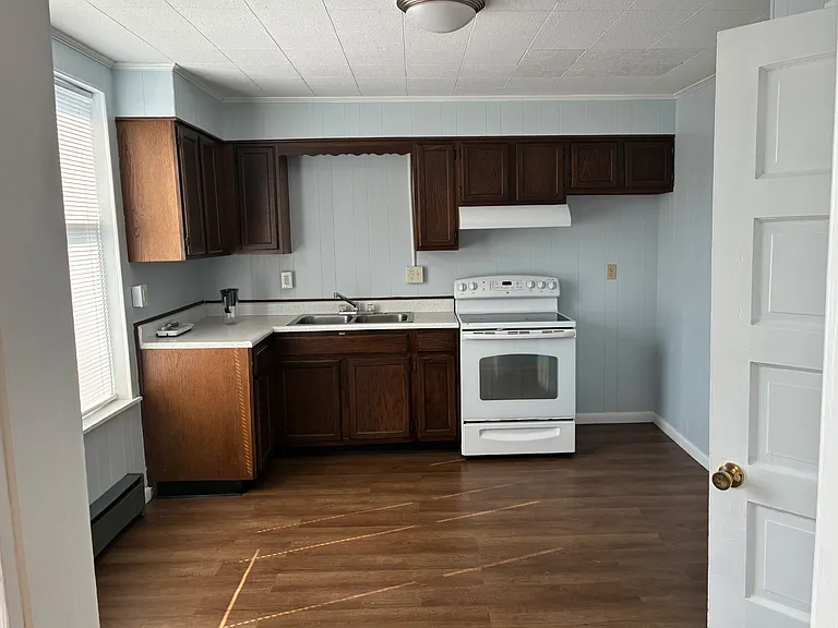 3529 University Ave #4 — Photo 6