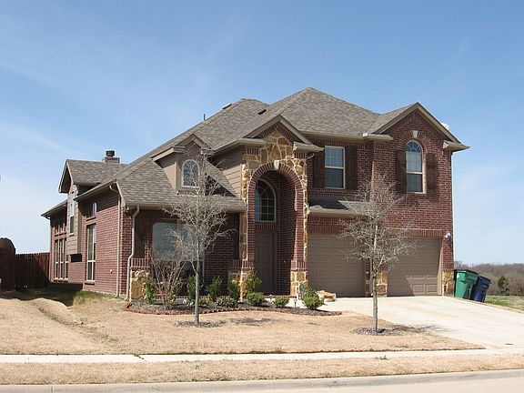 2nd image of 2209 Anna Dr