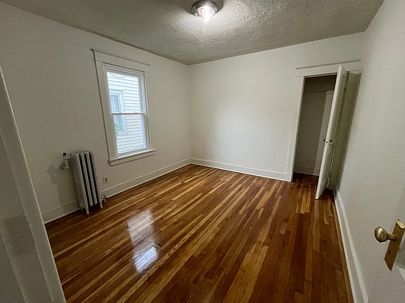5th image of 392 Prospect St #1