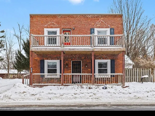 8431 36th St S APT 2, Scotts, MI 49088