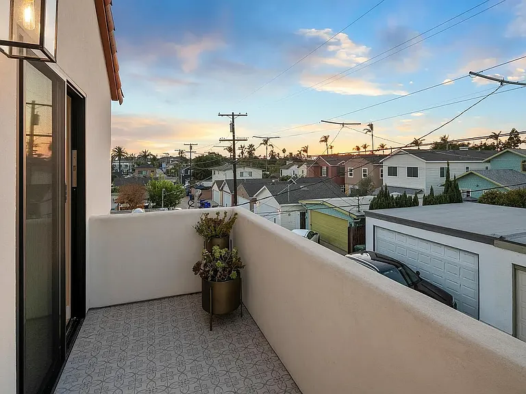 Upstairs Bedroom Balcony