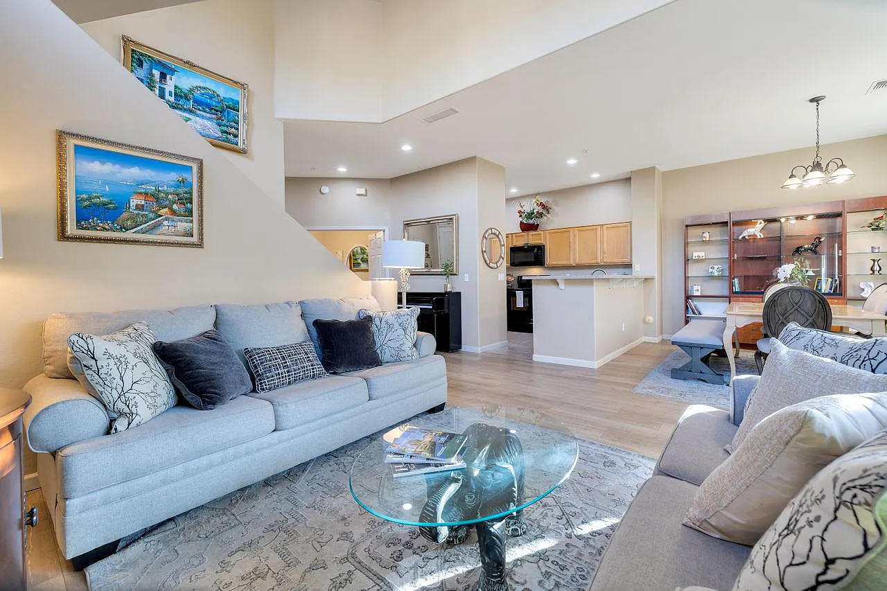 16420 N Thompson Peak Pkwy — Photo 2
