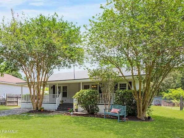 105 Southfork Dr, Youngsville, LA 70592