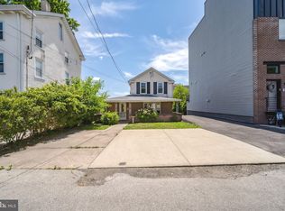 239 Lemonte St, Philadelphia, PA 19128