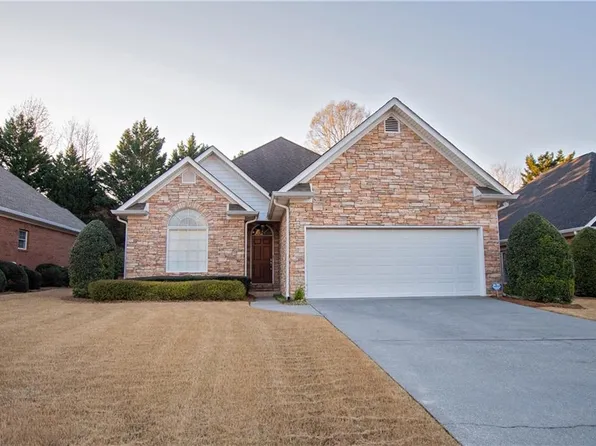 110 Bristol Pl SE, Calhoun, GA 30701