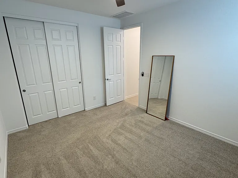643 W Riparian Dr — Photo 17