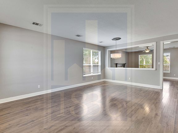 4th image of 11508 Staked Plains Dr APT 6
