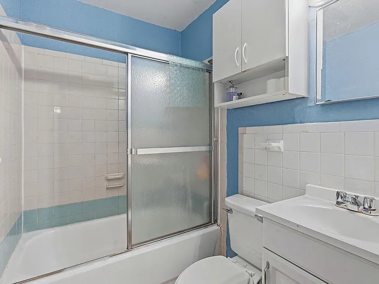 2910 Medical Arts St #211 — Photo 12