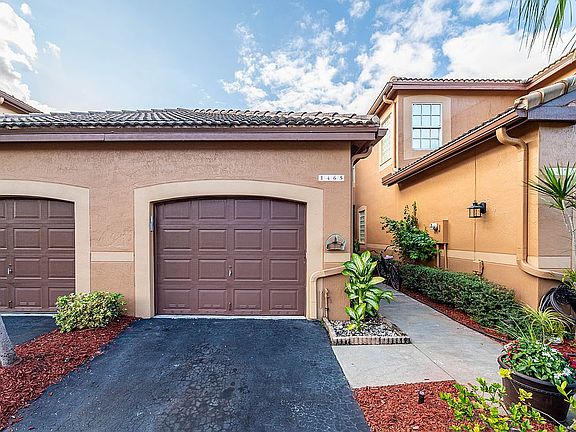 3rd image of 1465 Barcelona Way
