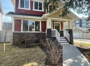 977 Valour Way NW #1A, Edmonton, AB T5E6P2