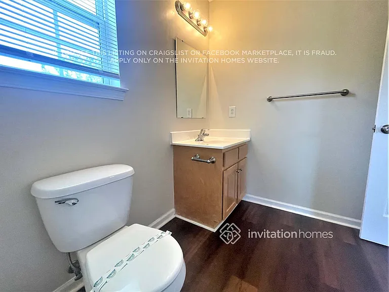 942 Ramsgate Dr SW — Photo 15