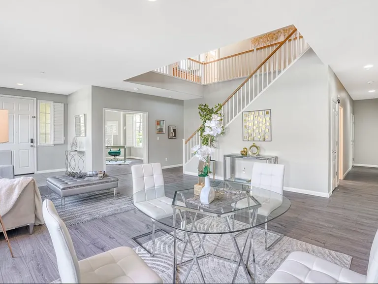 262 W Country Club Dr — Photo 16