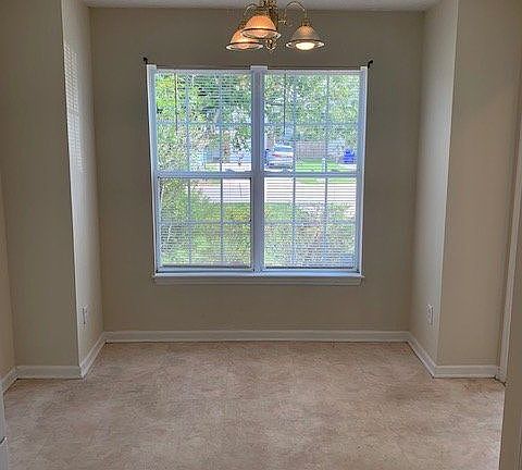 5th image of 2513A Bluff View Ct