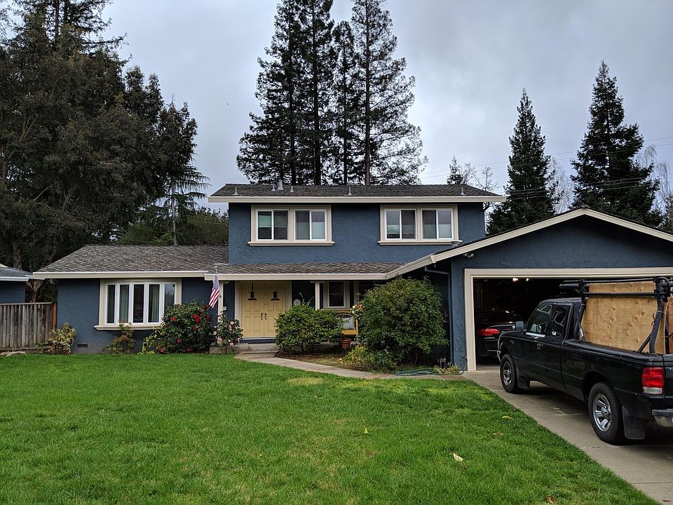 1st image of 120 Albert Ct