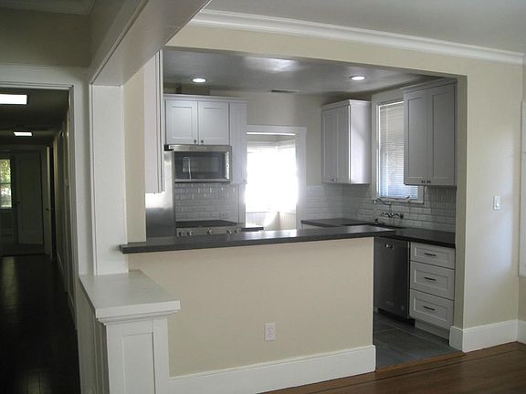 4th image of 2649 Portola Way