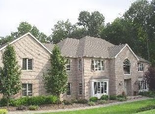 16 Greenfield Hl, Sparta, NJ 07871