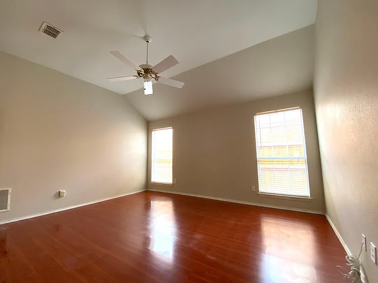 10800 Jackson Ln — Photo 10