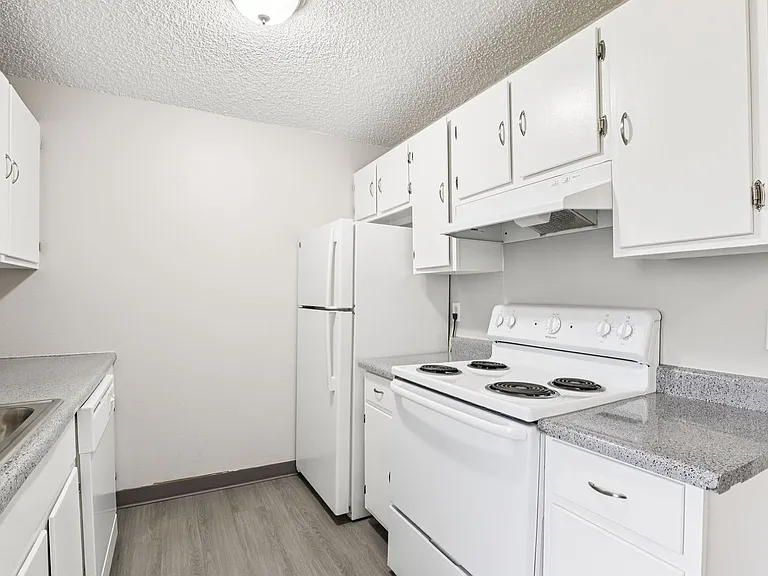 PARK PLACE APARTMENTS - YOUR HOME IS HERE! - UP TO 6 WEEKS FREE! — Photo 57