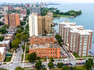 7363 S South Shore Dr APT 409, Chicago, IL 60649