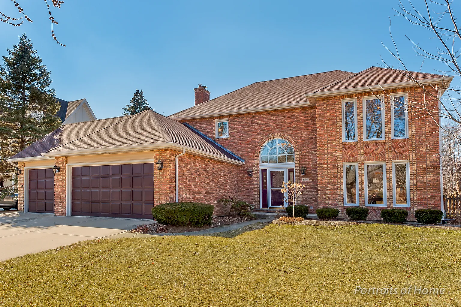2040 Chatham Dr photo 1
