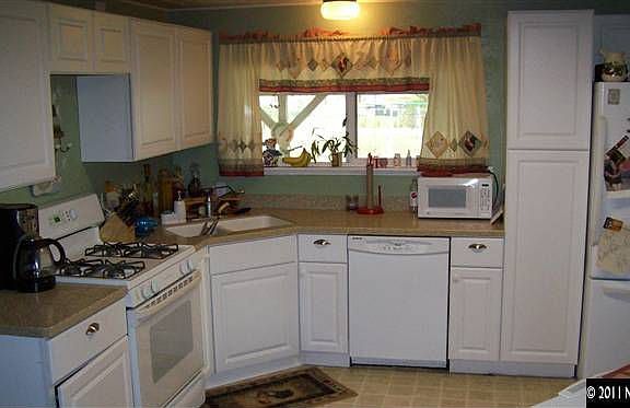 5th image of 17 Palomino Dr