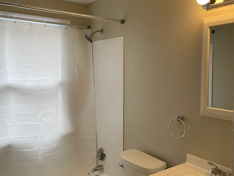 255 Nesmith St #10 — Photo 10