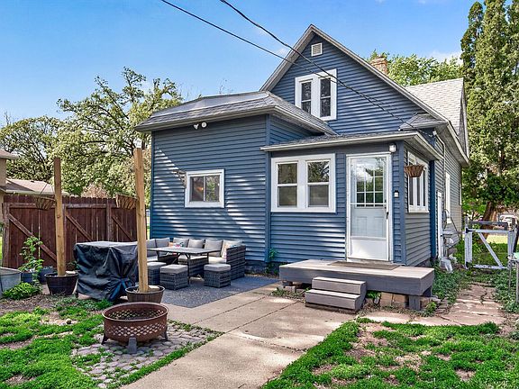4th image of 612 Spruce St