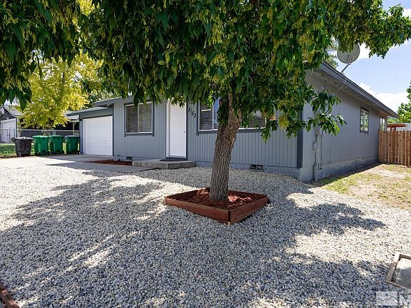 2nd image of 3153 Gordonia Dr