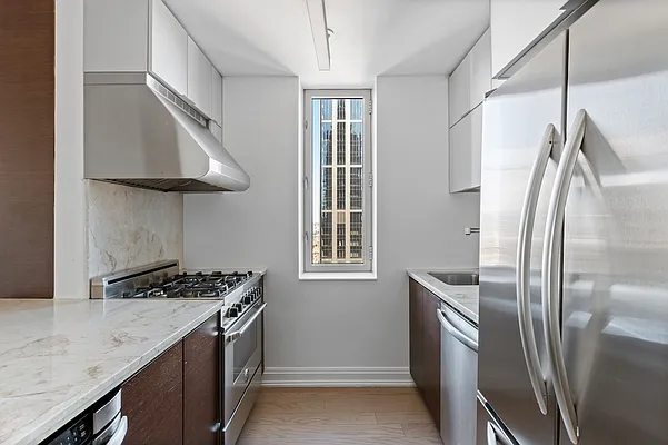 Rented by Greystar | media 36