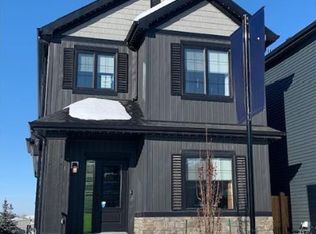3 Clichy Close, Saint Albert, AB T8T2E3