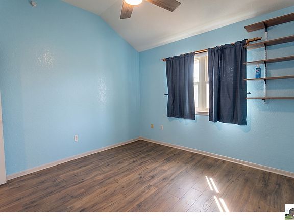 5th image of 203 Appaloosa Dr