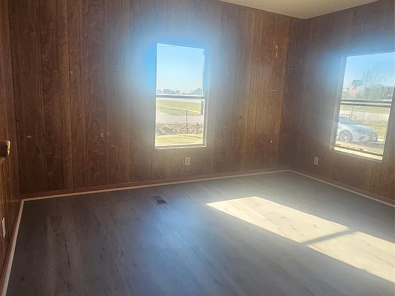 1423 Prosperity St — Photo 5