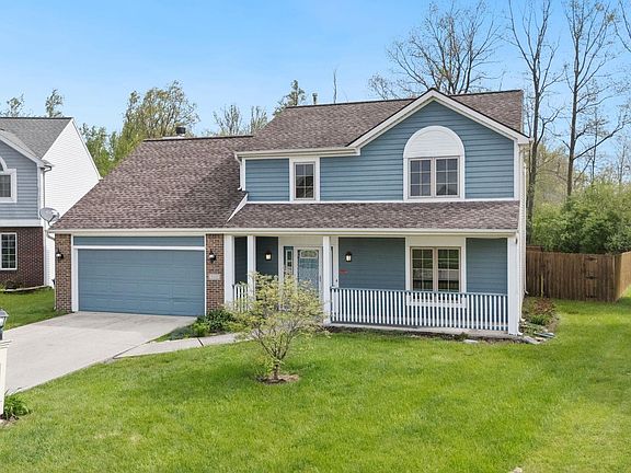 3rd image of 902 Sherwood Dr