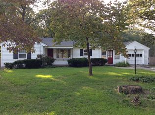 225 Gorton Lake Blvd, Warwick, RI 02886