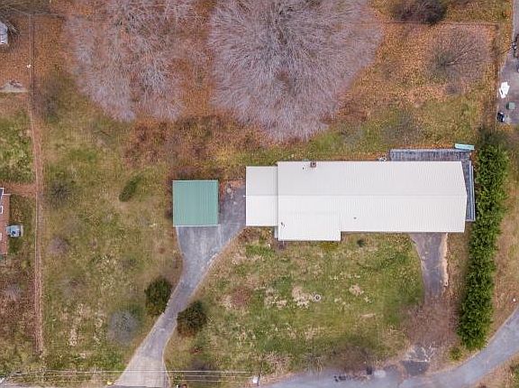 2nd image of 123 Trenton Dr