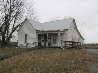 96 Sulphur Lick Rd, Willisburg, KY 40078