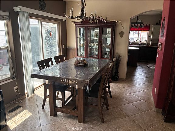 2nd image of 50085 Aloma Rd
