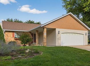 3943 Polar Ln NE, Rochester, MN 55906