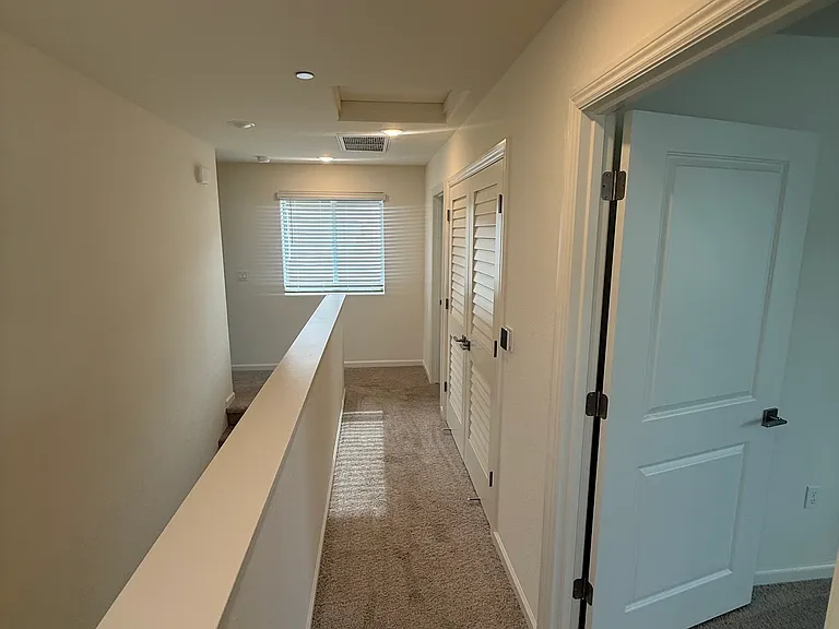 1519 Redbrick Ln — Photo 25