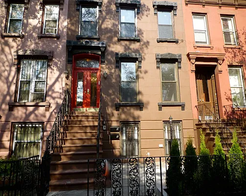 Rented by Corcoran | media 27