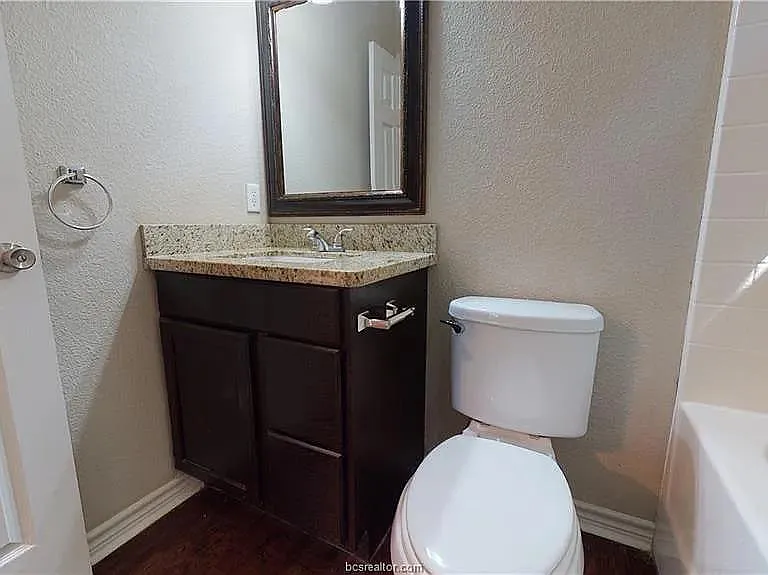205B Sterling St — Photo 21