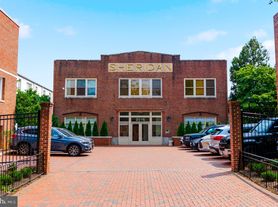 2516 Q St NW, Washington, DC