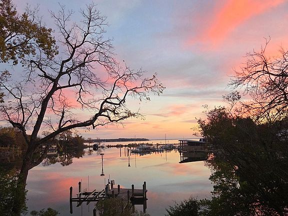 2nd image of 40003 Tippit Rd